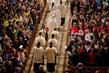 Cardinal Sean P. O’Malley serves as principle celebrant and homilist at the Opening Mass of the National Prayer Vigil for Life at the Basilica of the Shrine of the Immaculate Conception, Jan. 24, 2013.
Pilot photo/ Gregory L. Tracy
