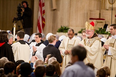 Cardinal Sean P. O’Malley serves as principle celebrant and homilist at the Opening Mass of the National Prayer Vigil for Life at the Basilica of the Shrine of the Immaculate Conception, Jan. 24, 2013.
Pilot photo/ Gregory L. Tracy
