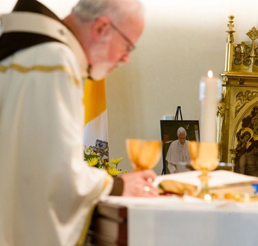 Cardinal Sean P. O’Malley celebrates a Mass for the Feast of the Chair of Peter in celebration of the ministry of Pope Benedict XVI. In his homily, Cardinal O’Malley downplayed speculation of his becoming the next pope and instead said it was important that Catholics pray for the Holy Spirit to help the cardinals in making the right choice. (Pilot photo by Gregory L. Tracy)