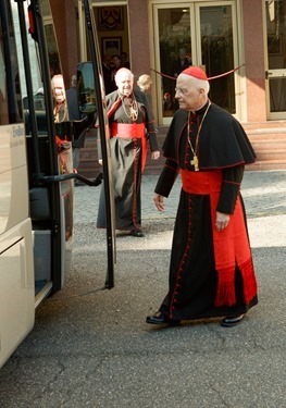 Cardinals Francis George and Edward Egan board a bus at Pontifical North American College in Rome on their way to a final meeting with Pope Benedict XVI February 28, 2013.
Pilot photo/Gregory L. Tracy
