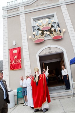 The Feast of the Three Saints celebrated Sept. 1, 2013, Sunday of Labor Day Weekend, at Holy Rosary Church of Corpus Christi Parish in Lawrence. Cardinal Sean P. O’Malley celebrated the Mass to mark the 90th anniversary of the feast.<br />
Photo by Gregory L. Tracy<br />
