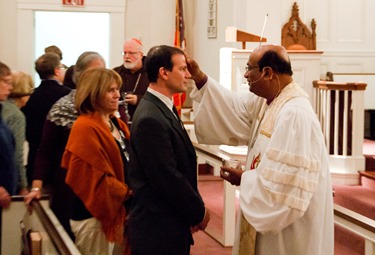 Cardinal Seán P. O'Malley preaches at an ecumenical service Jan. 12, 2014 at Sudbury United Methodist Church. The event was held to mark the 50th anniversary of a groundbreaking ecumenical visit to the church by Cardinal Richard Cushing in 1964.
Pilot photo by Christopher S. Pineo
