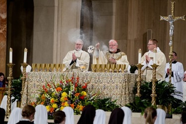 Cardinal O’Malley celebrates the Vigil Mass for Life at the Basilica Shrine of the Immaculate Conception in Washington, D.C. Jan. 21, 2014. The Mass held the night before the March for Life was attended by an estimated 10,000 people. Pilot photo by Gregory L. Tracy 