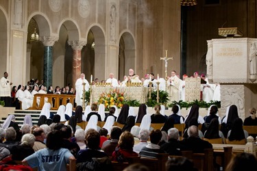 Cardinal O’Malley celebrates the Vigil Mass for Life at the Basilica Shrine of the Immaculate Conception in Washington, D.C. Jan. 21, 2014. The Mass held the night before the March for Life was attended by an estimated 10,000 people. Pilot photo by Gregory L. Tracy 