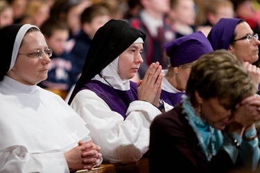 Cardinal O’Malley celebrates the Vigil Mass for Life at the Basilica Shrine of the Immaculate Conception in Washington, D.C. Jan. 21, 2014. The Mass held the night before the March for Life was attended by an estimated 10,000 people. Pilot photo by Gregory L. Tracy 