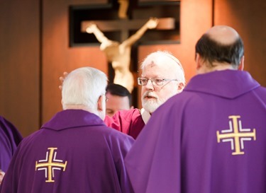 Cardinal Seán P. O'Malley celebrates Ash Wednesday Mass March 5, 2014 at the Pastoral Center in Braintree. Pilot photo/ Gregory L. Tracy 