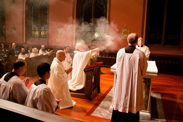 Holy Thursday Mass of the Lord’s Supper celebrated at the Cathedral of the Holy Cross April 17, 2014. Pilot photo/ Christopher S. Pineo 