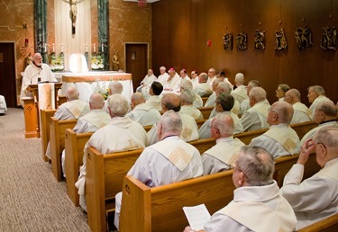 Cardinal Seán P. O'Malley and Boston Mayor Martin Walsh join the celebration of the 50th anniversary of Regina Cleri, the Archdiocese of Boston’s residence for senior priests in Boston’s West End June 5, 2014.
Pilot photo by Christopher S. Pineo 
