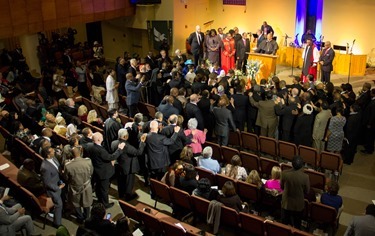 Prayer Service for Massachusetts Governor-elect Charlie Baker and Lieutenant Governor-elect Karyn Polito held on the eve of their inauguration, Jan. 7, 2015 at Congregation Lion of Juda in Boston.
Pilot photo/ Christopher S. Pineo 
