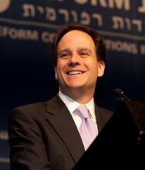 Jonah-Pesner-at-biennial