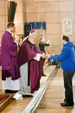 Cardinal Sean O’Malley celebrates Mass with the Boston groups in Washington, D.C. for the March for Life at the Shrine of the Sacred Heart Jan. 22, 2015.
Pilot photo/ Gregory L. Tracy
