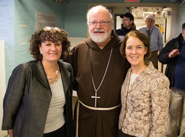 Cardinal Seán P. O'Malley visits Pine Street Inn homeless shelter in Boston Dec. 24, 2104.
Pilot photo/ Christopher S. Pineo 
