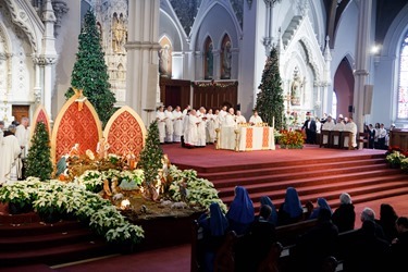 Cardinal Sean P. O’Malley ordains Anthony Cusack, Andrea Filippucci, Christopher Lowe, Peter Stamm, and Sinisa Ubiparipovic transitional deacons at the Cathedral of the Holy Cross Jan. 10, 2015.
Pilot photo/ Gregory L. Tracy 