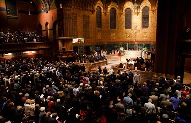 Ecumenical prayer service to mark the centennial of the Armenian genocide held at Trinity Church in Boston April 23, 2015. 
Pilot photo/ Gregory L. Tracy 
