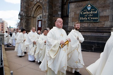 Cardinal Sean P. O'Malley celebrates the annual Chrism Mass at the Cathedral of the Holy Cross March 31, 2015.  The Mass at which the sacred oils are blessed is also an occasion to celebrate priestly fraternity. (Pilot photo/ Gregory L. Tracy)