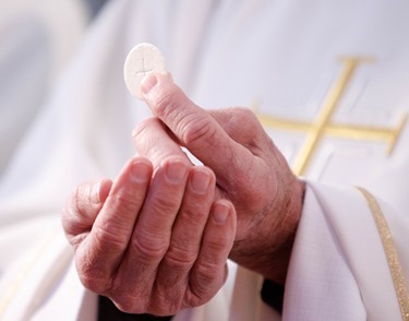 Cardinal Sean P. O'Malley celebrates the annual Chrism Mass at the Cathedral of the Holy Cross March 31, 2015.  The Mass at which the sacred oils are blessed is also an occasion to celebrate priestly fraternity. (Pilot photo/ Gregory L. Tracy)