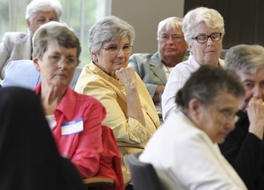 Meeting of Women Religious Superiors at the Pastoral Center May 13, 2015. Pilot photo/ Gregory L. Tracy 