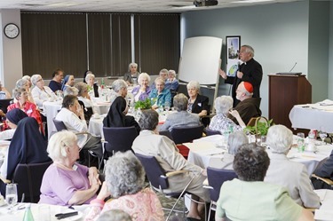 Meeting of Women Religious Superiors at the Pastoral Center May 13, 2015. Pilot photo/ Gregory L. Tracy 