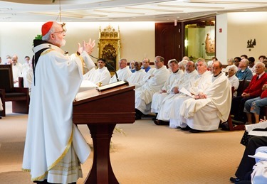 Mass for priest and brothers celebrating silver jubilees, June 24, 2015. Pilot photo/ Gregory L. Tracy 