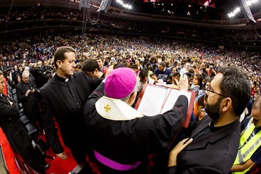 Kiko Arguello and Father Mario Pezzi, initiators of the Neocatechumenal Way, meet with Neocatechumenal communities of the United States in Philadelphia Sept. 28, 2015, following the World Meeting of Families and the visit of Pope Francis to the United States.
Photo by Gregory L. Tracy
