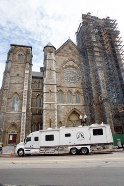 Relics of St. Maria Goretti are venerated at the Cathedral of the Holy Cross Oct. 5, 2015.  The relics were brought to Boston as part of a 25-city tour organized b Treasures of the Church Ministry.
Pilot photo/ Gregory L. Tracy 
