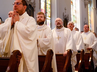 Chrism Mass March 22, 2016 at the Cathedral of the Holy Cross in Boston. Pilot photo/ Gregory L. Tracy