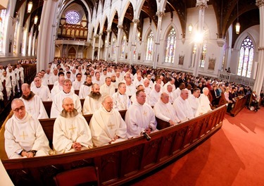 Chrism Mass March 22, 2016 at the Cathedral of the Holy Cross in Boston. Pilot photo/ Gregory L. Tracy