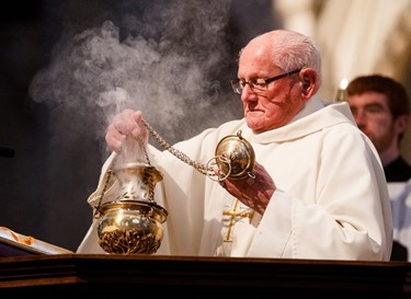 St. Patrick's Day Mass at the Cathedral of the Holy Cross, March 17, 2016. Pilot photo/ Gregory L. Tracy