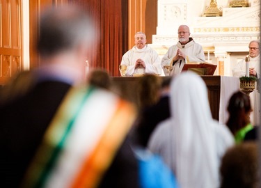 St. Patrick's Day Mass at the Cathedral of the Holy Cross, March 17, 2016. Pilot photo/ Gregory L. Tracy