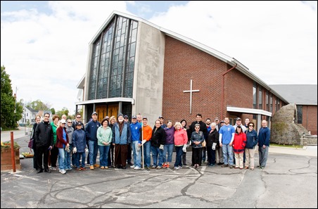 Cardinal O’Malley participates in Pastoral Center Service week at Immaculate Conception Church in Stoughton May 16, 2016.  Pilot photo/ Gregory L. Tracy  