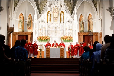 Pentecost Vigil at the Cathedral of the Holy Cross May 14, 2016. 
Pilot photo/ Gregory L. Tracy
