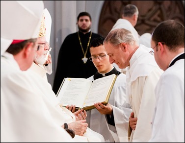 Episcopal ordination of Archbishop Paul Russell, Apostolic Nuncio to Turkey and Turkmenistan, June 3, 2016 at the Cathedral of the Holy Cross in Boston. Pilot photo by Gregory L. Tracy 