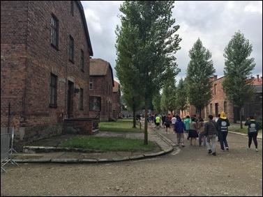 Auschwitz_1