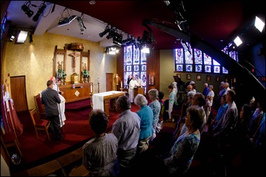 Bishops-elect Robert Reed and Mark O’Connell take their Oath of Fidelity before Cardinal O’Malley during a Mass broadcast live on CatholicTV Aug. 12, 2016. During the Mass, the cardinal also blessed the insignia — crossiers, mitres and rings — that the bishops will receive at their ordination.
Pilot photo/ Gregory L. Tracy 
