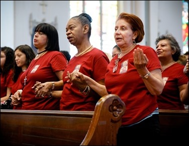 Jubilee Pilgrimage and Mass for Catechists and Catholic School Teachers celebrated by Cardinal Seán P. O'Malley at the Cathedral of the Holy Cross Sept. 18, 2016. Pilot photo/ Gregory L. Tracy