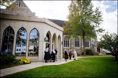 Mass for Women Religious Jubilarians at St. Theresa Parish, West Roxbury, Oct. 30, 2016. Pilot photo/ Gregory L. Tracy 