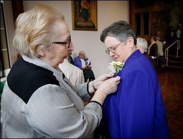 Mass for Women Religious Jubilarians at St. Theresa Parish, West Roxbury, Oct. 30, 2016. Pilot photo/ Gregory L. Tracy 