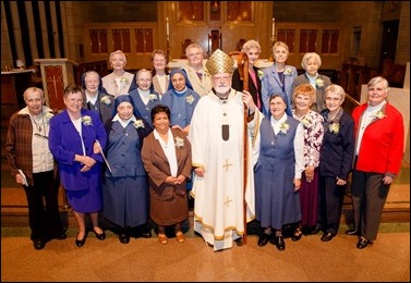 Mass for Women Religious Jubilarians at St. Theresa Parish, West Roxbury, Oct. 30, 2016. Pilot photo/ Gregory L. Tracy 