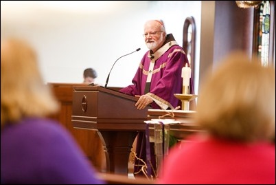 Cardinal Sean O’Malley celebrates Ash Wednesday Mass at the Archdiocese of Boston’s Pastoral Center March 1, 2017. Pilot photo/ Gregory L. Tracy 