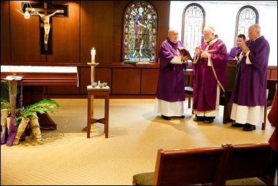 Cardinal Sean O’Malley celebrates Ash Wednesday Mass at the Archdiocese of Boston’s Pastoral Center March 1, 2017. Pilot photo/ Gregory L. Tracy 