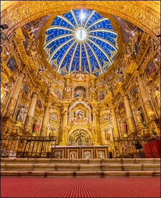 Iglesia_de_San_Francisco,_Quito,_Ecuador,_2015-07-22,_DD_162-164_HDR