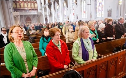 St. Patrick’s Day Mass at the Cathedral of the Holy Cross, March 17, 2017. Pilot photo/ Gregory L. Tracy 