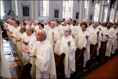 Cardinal Sean P. O’Malley celebrates the annual Chrism Mass at the Cathedral of the Holy Cross April 11, 2017.
Pilot photo/ Gregory L. Tracy 
