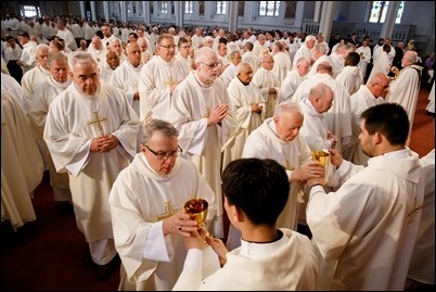 Cardinal Sean P. O’Malley celebrates the annual Chrism Mass at the Cathedral of the Holy Cross April 11, 2017.
Pilot photo/ Gregory L. Tracy 
