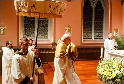 Cardinal O’Malley celebrates the Mass of the Last Supper, Holy Thursday April 13, 2017 at the Cathedral of the Holy Cross. Pilot photo/ Mark Labbe 