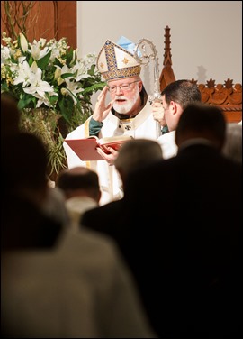 Cardinal Sean O’Malley celebrates the Mass of Dedication and Consecration of Our Lady of Good Voyage Shrine in South Boston, April 22, 2017. Pilot photo/ Gregory L. Tracy 