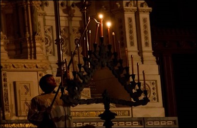 Cardinal Sean O’Malley celebrates the Holy Week liturgy of Tenebrae at the Cathedral of the Holy Cross April 12, 2017.
Pilot photo/ Mark Labbe
