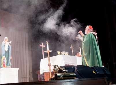 Atrevete rally for Hispanic youth in the Archdiocese of Boston, held at Fontbonne Academy, July 8, 2017. Pilot photo/ Donis Tracy