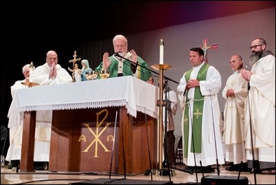 Atrevete rally for Hispanic youth in the Archdiocese of Boston, held at Fontbonne Academy, July 8, 2017. Pilot photo/ Donis Tracy