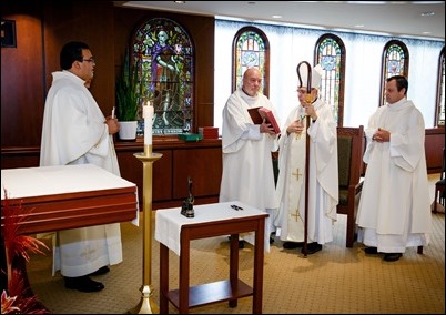 Incardination of Fathers John Chen and Eduardo Marques at the Pastoral Center, Sept. 6, 2017. Pilot photo/ Gregory L. Tracy 